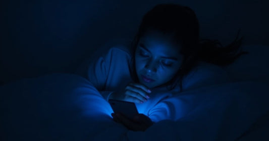 Screen Time and Sleep: What Canadian Research Actually Says