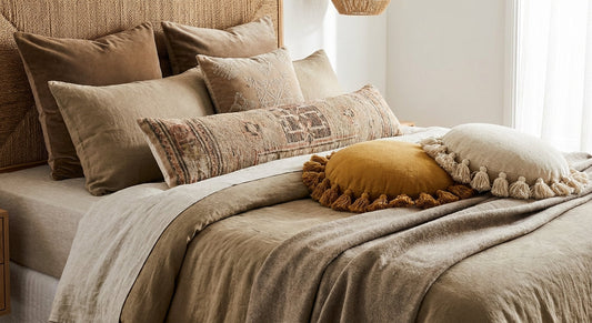 Decorative Bed Pillows: How to Style Your Bedroom Like a Pro