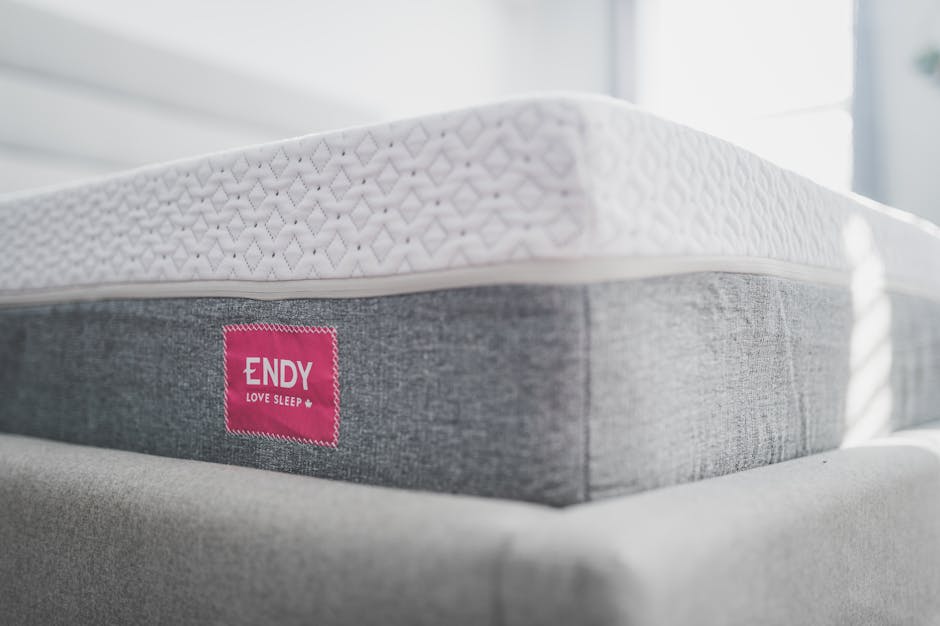 Couple sleeping peacefully on mattress with minimal motion transfer - Mattress Miracle Brantford