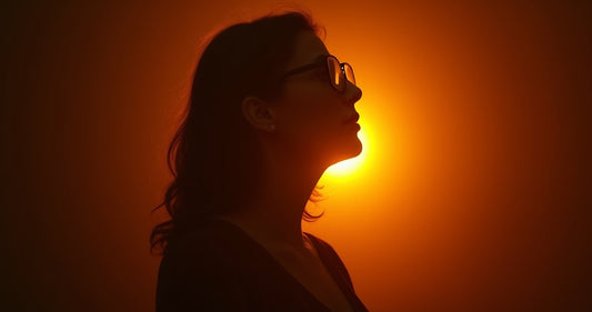 Amber Glasses for Sleep: An Honest Look at the Evidence