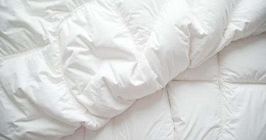 Best Duvets: Down, Wool, and Silk Comparison for Canadian Sleepers