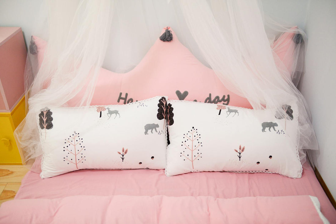 When to Move to a Toddler Bed in Canada: Signs, Safety, and What to Buy