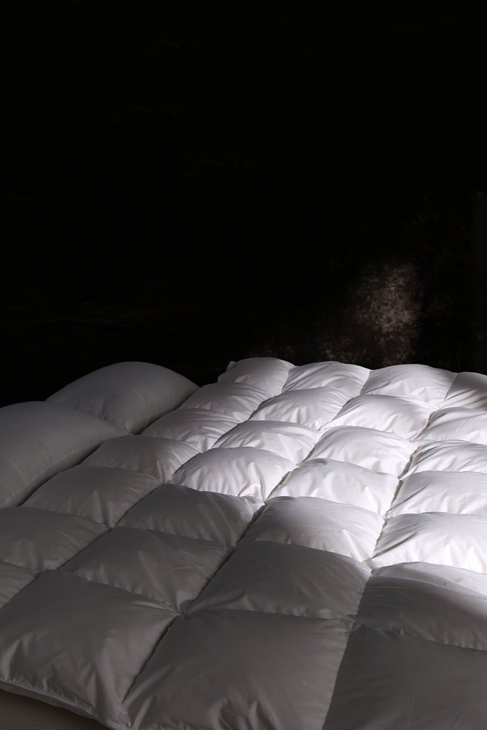 Highland Feather Sopron 850 loft goose down duvet baffle box construction - Mattress Miracle Brantford