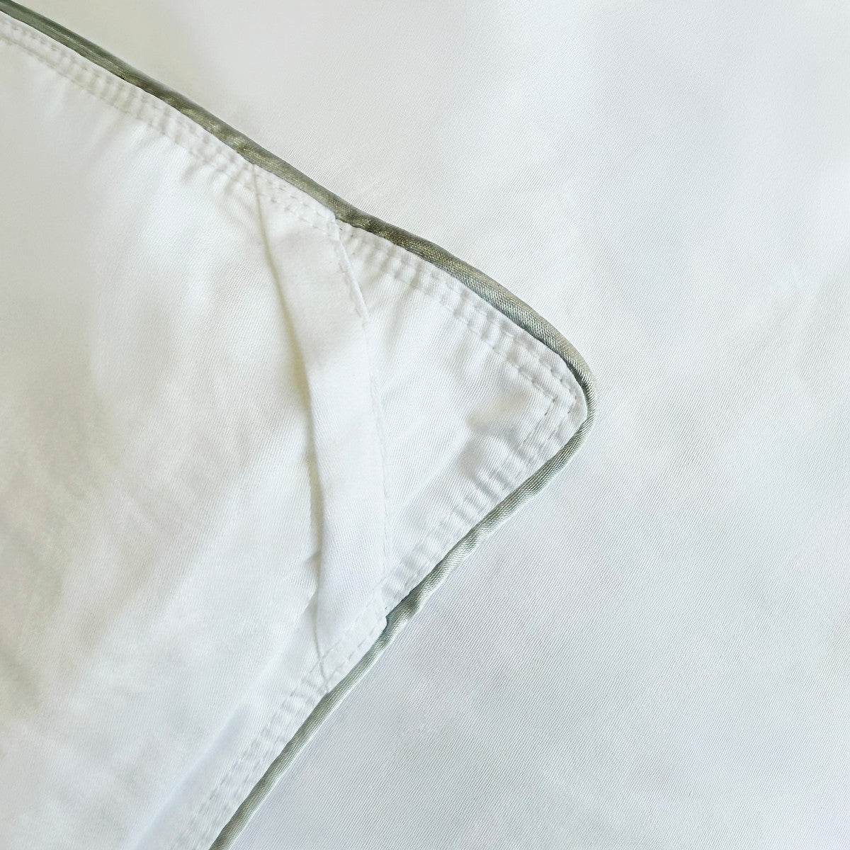 100% Alpaca Wool Duvet | All-Season | Highland Feather