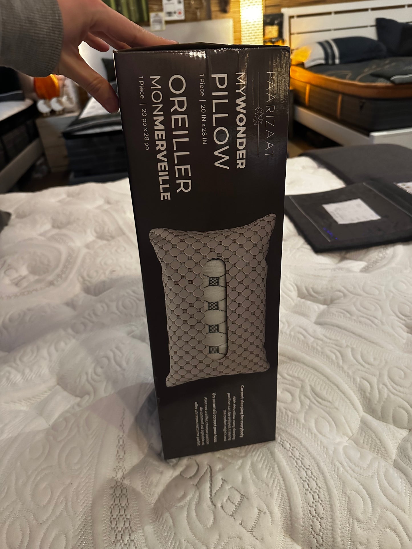 Paarizaat MyWonder Pillow Box Held Up - Mattress Miracle Brantford