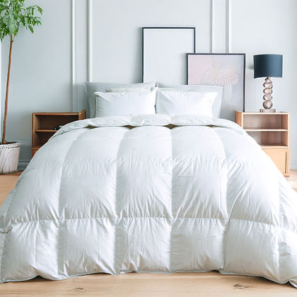 Santa Barbara 289TC White Goose Down Duvet | 600 Loft | Made in Canada