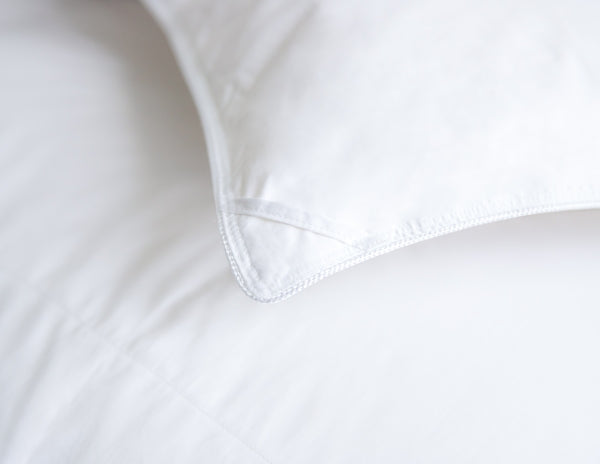 Thionville 700TC cotton sateen duvet close-up - Mattress Miracle Brantford