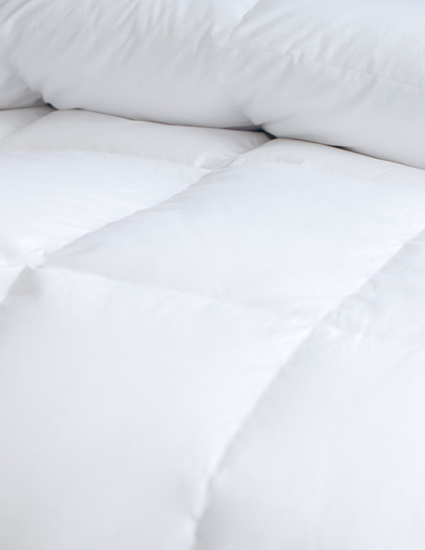 Thionville duck down duvet corner detail 700TC - Mattress Miracle Brantford