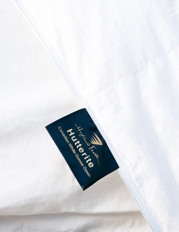 Vaasa 700TC cotton sateen duvet close-up - Mattress Miracle Brantford